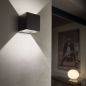 Preview: Quadratische Wandleuchte mit Up and Down Licht