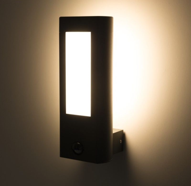 Outdoor wall lamp Amarillo with sensor