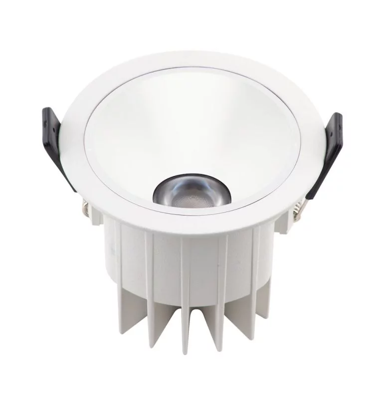 Round recessed spotlight for ceiling installation