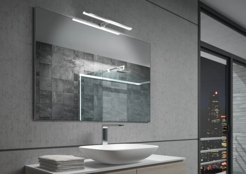 Badezimmer Spiegelbeleuchtung linienförmig 50cm