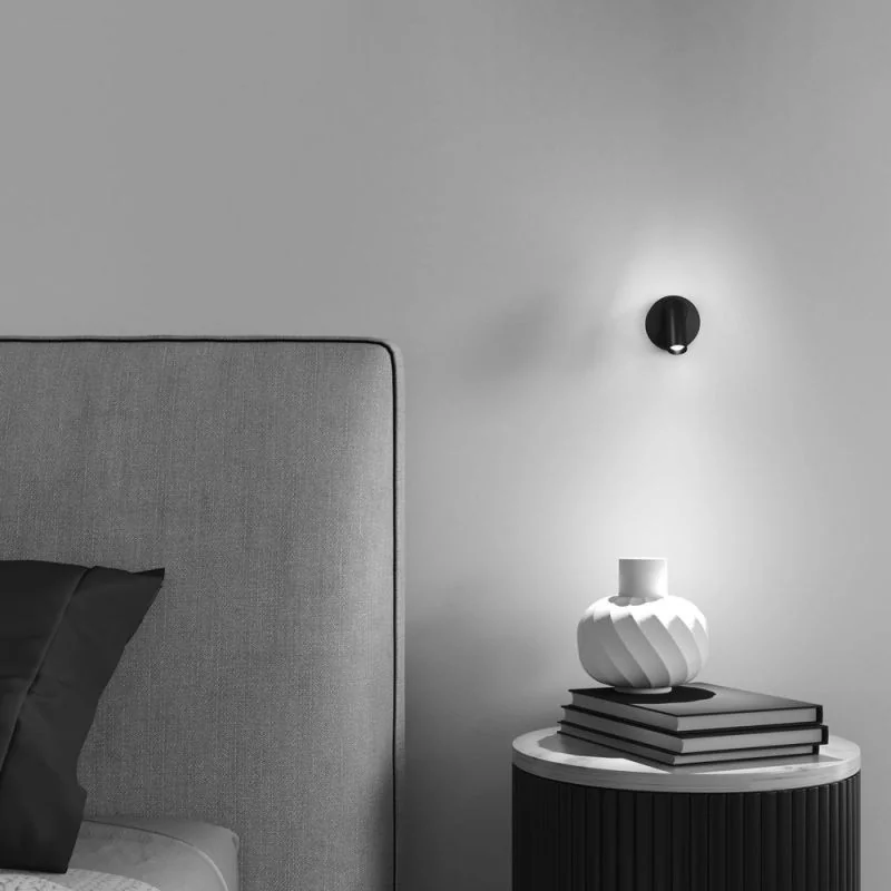 Round bedside reading light in black