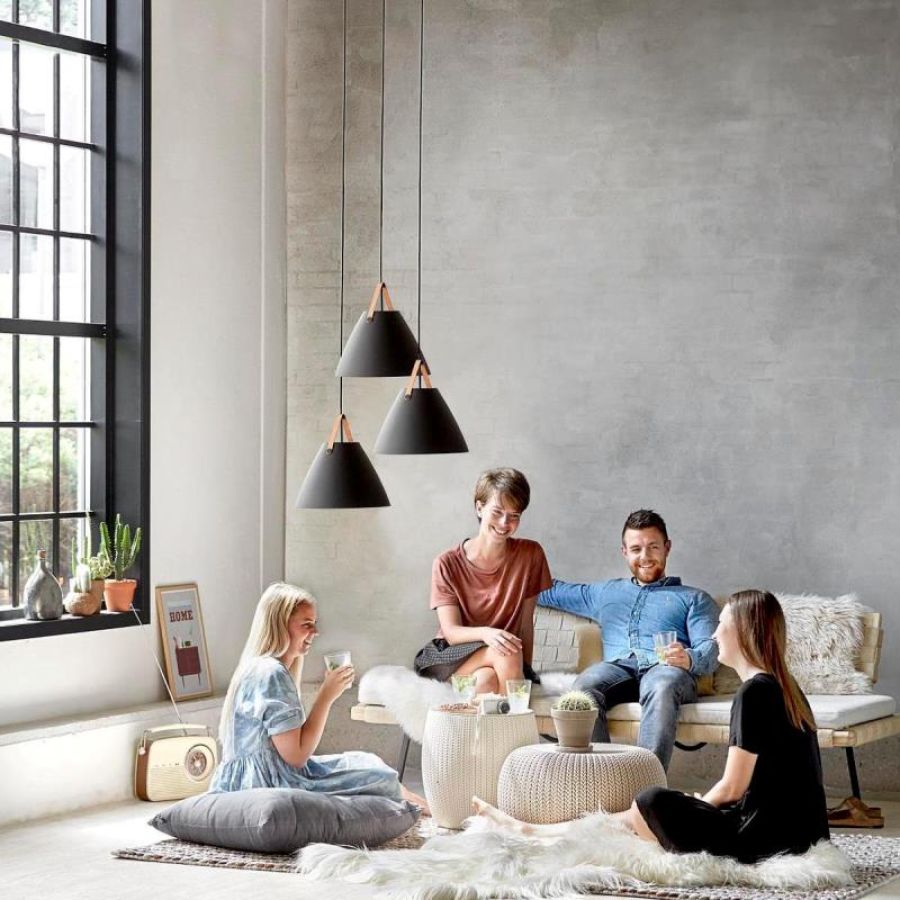 Pendant lamps Strap 36 black in living room