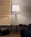 Dreibeinige Stehlampe York von Ideal Lux in Holz